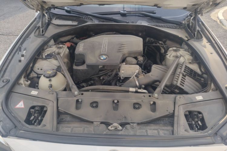 Used BMW 5 Series 2014 525Li Luxury Design Package Engine Bay
