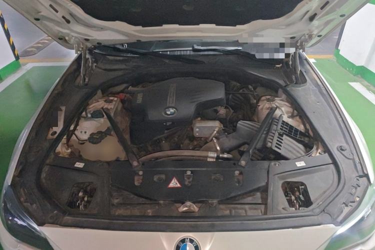 Used BMW 5 Series 2014 525Li Luxury Design Package Engine Bay