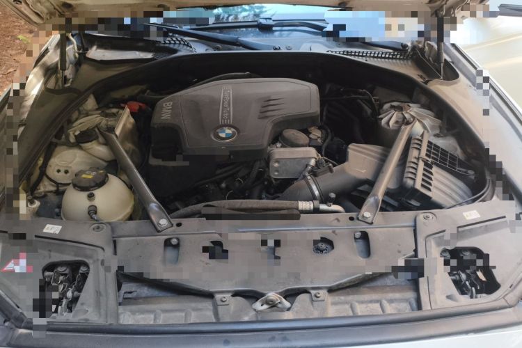 Used BMW 5 Series 2014 525Li Luxury Design Package Engine Bay