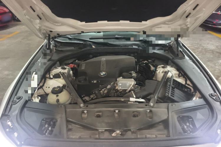 Used BMW 5 Series 2014 520i Touring Edition Engine Bay