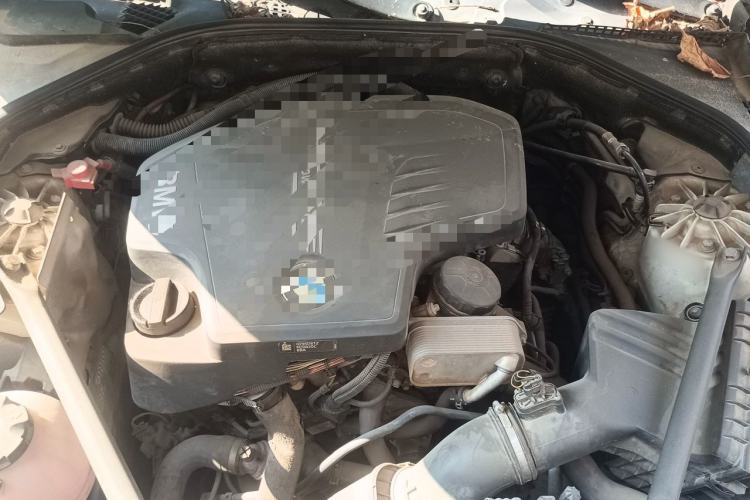 Used BMW 5 Series 2014 525Li Luxury Design Package Engine Bay