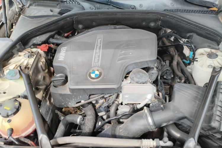 Used BMW 5 Series 2014 520i Elegant Edition Engine Bay
