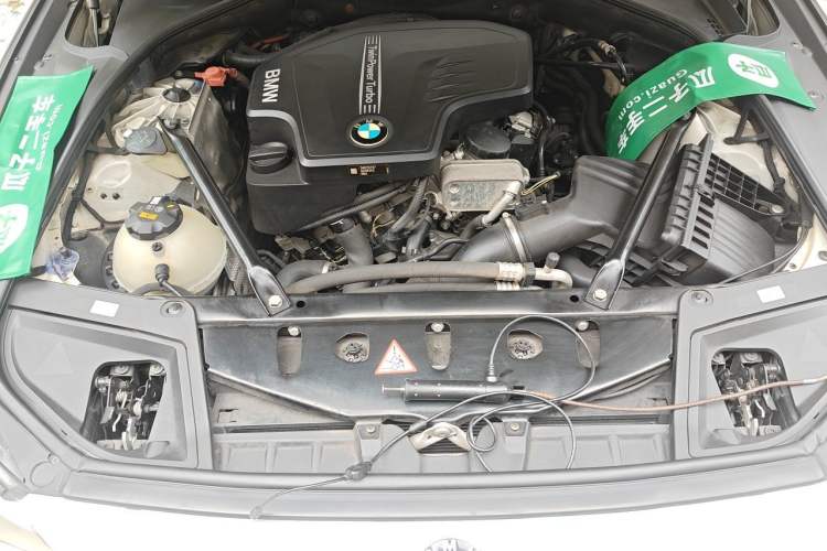 Used BMW 5 Series 2014 525Li Luxury Design Package Engine Bay