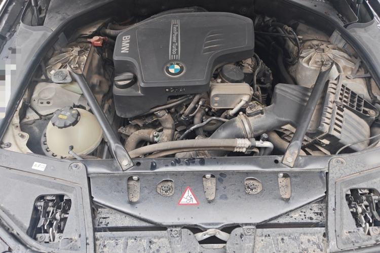 Used BMW 5 Series 2014 525Li Luxury Design Package Engine Bay