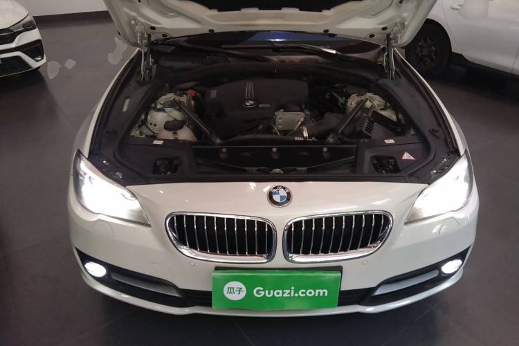 Used BMW 5 Series 2014 520i Elegant Edition Engine Bay