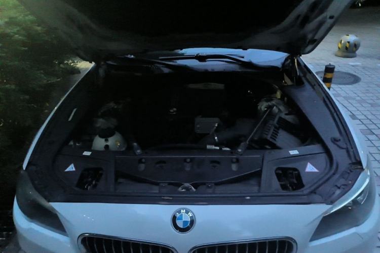 Used BMW 5 Series 2014 525Li Luxury Design Package Engine Bay