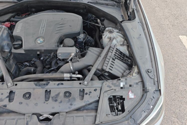 Used BMW 5 Series 2014 520Li Elegant Model Engine Bay Left