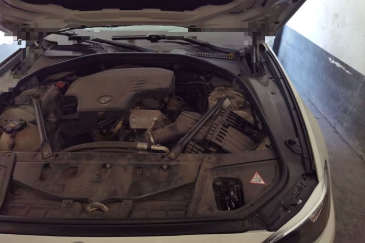 Used BMW 5 Series 2014 520Li Elegant Model Engine Bay Left