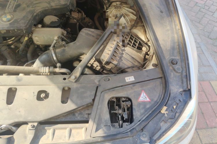 Used BMW 5 Series 2014 528Li Leading Model Engine Bay Left