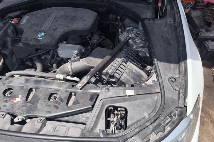 Used BMW 5 Series 2014 525Li Luxury Design Package Engine Bay Left