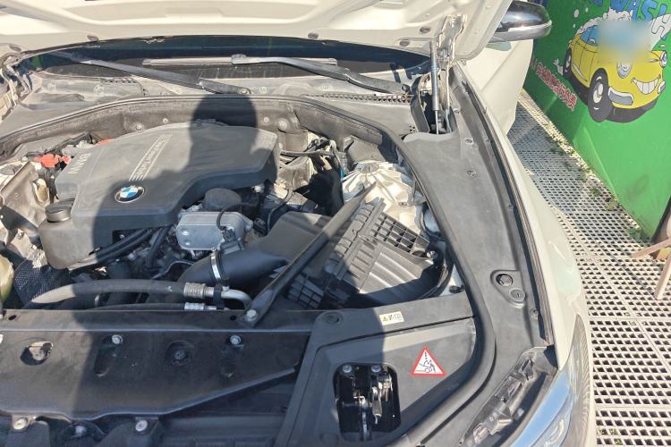 Used BMW 5 Series 2014 520i Touring Edition Engine Bay Left