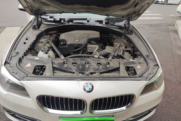 Used BMW 5 Series 2014 525Li Luxury Design Package Engine Bay