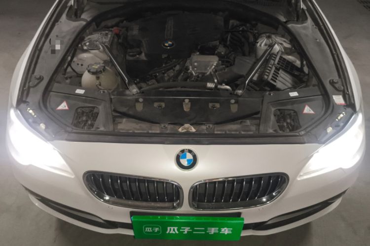 Used BMW 5 Series 2014 525Li Leading Model Engine Bay