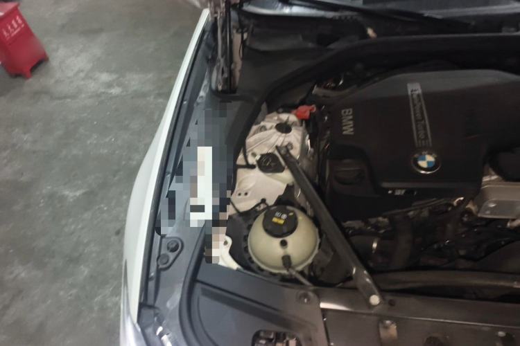 Used BMW 5 Series 2014 520i Touring Edition Engine Bay Right
