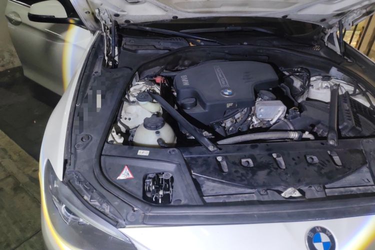 Used BMW 5 Series 2014 525Li Leading Model Engine Bay Right