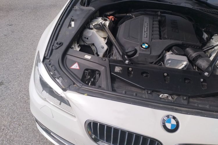 Used BMW 5 Series 2014 535Li Executive Model Style Design Package Engine Bay Right