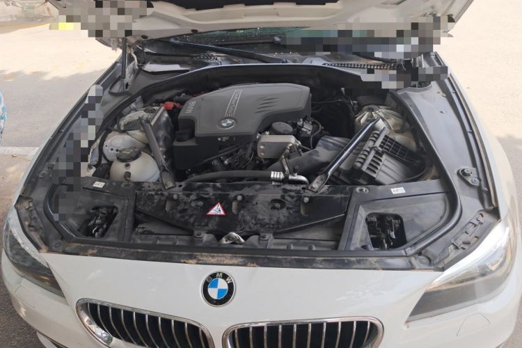 Used BMW 5 Series 2014 525Li Luxury Design Package Engine Bay