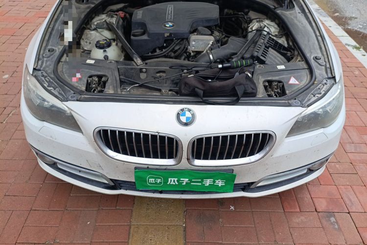 Used BMW 5 Series 2014 528Li xDrive Premium Edition Engine Bay