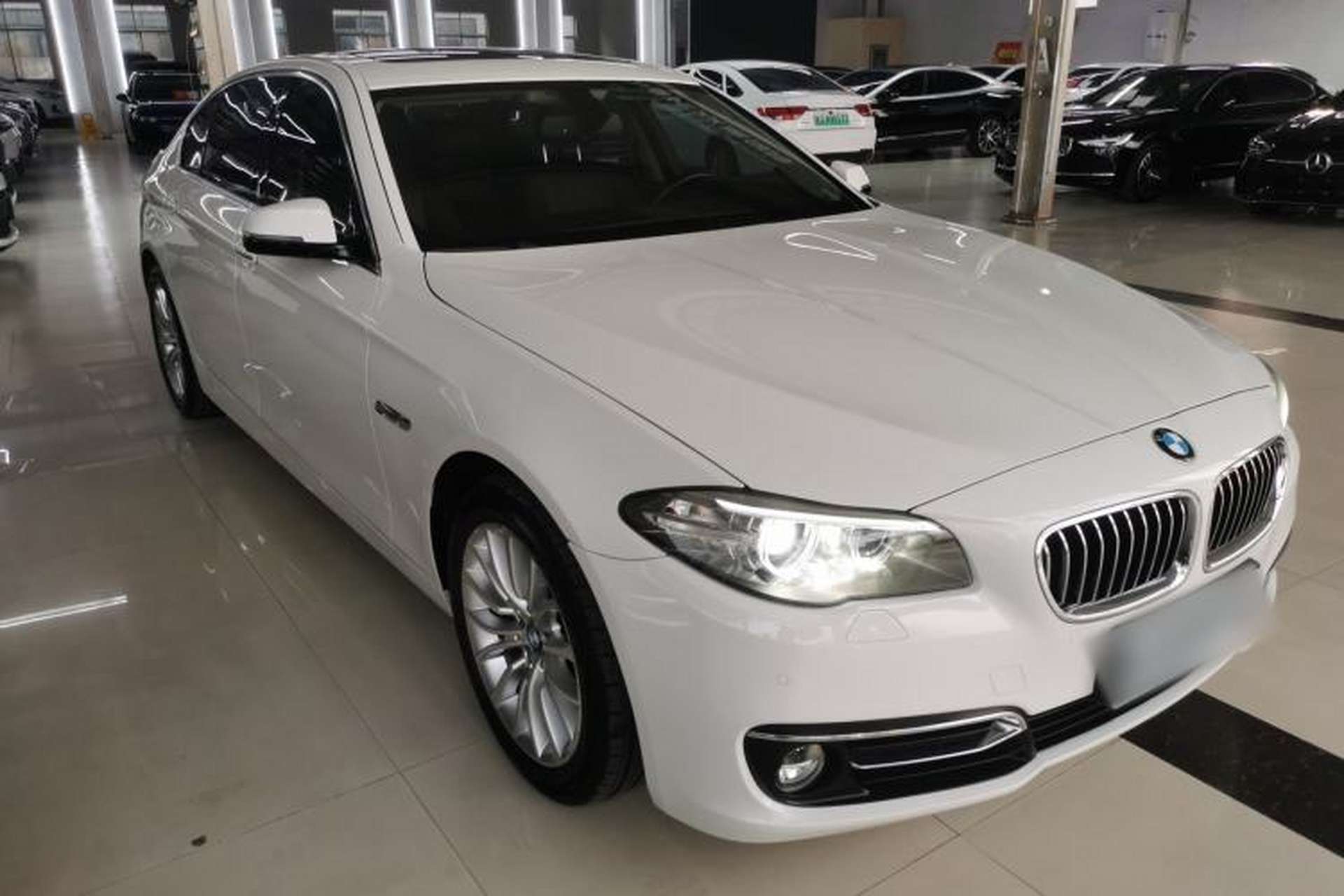 Used BMW 5 Series 2014 525Li Luxury Design Package Exterior 1