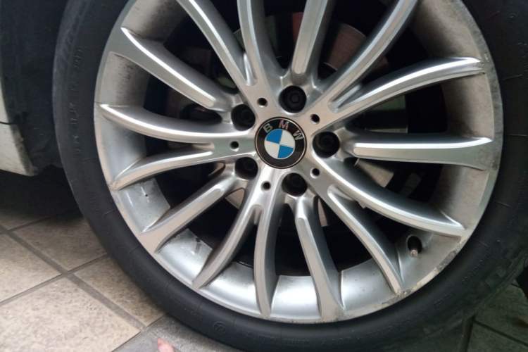 Used BMW 5 Series 2014 525Li Luxury Design Package Exterior 1