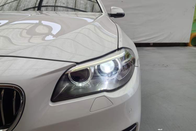Used BMW 5 Series 2014 525Li Luxury Design Package Exterior 2