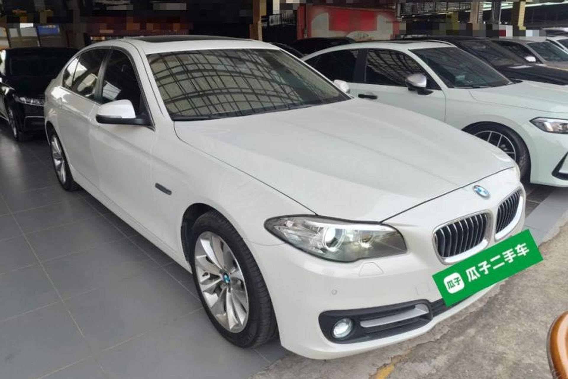 Used BMW 5 Series 2014 528Li Leading Model Exterior 2