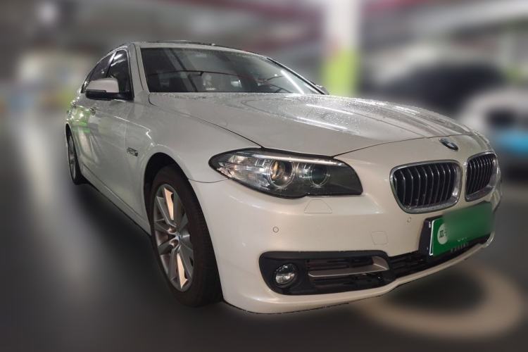 Used BMW 5 Series 2014 528Li Leading Model Exterior 2