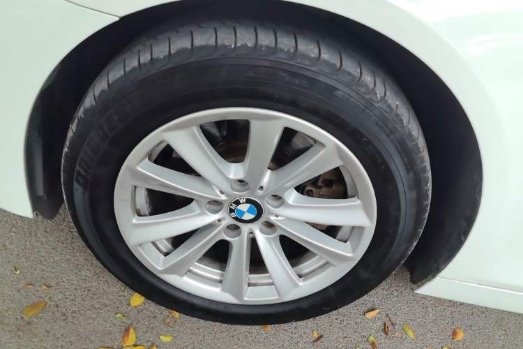 Used BMW 5 Series 2014 520Li Elegant Model Exterior 2