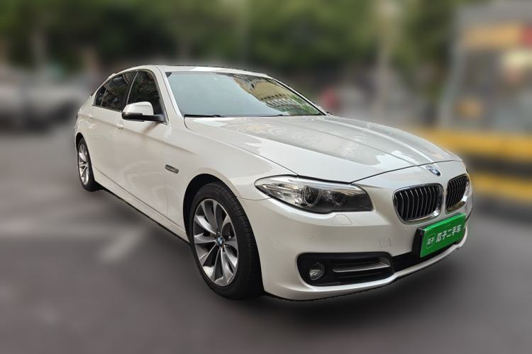 Used BMW 5 Series 2014 528Li Leading Model Exterior 2