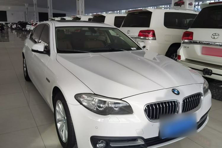 Used BMW 5 Series 2014 520Li Elegant Model Exterior 2
