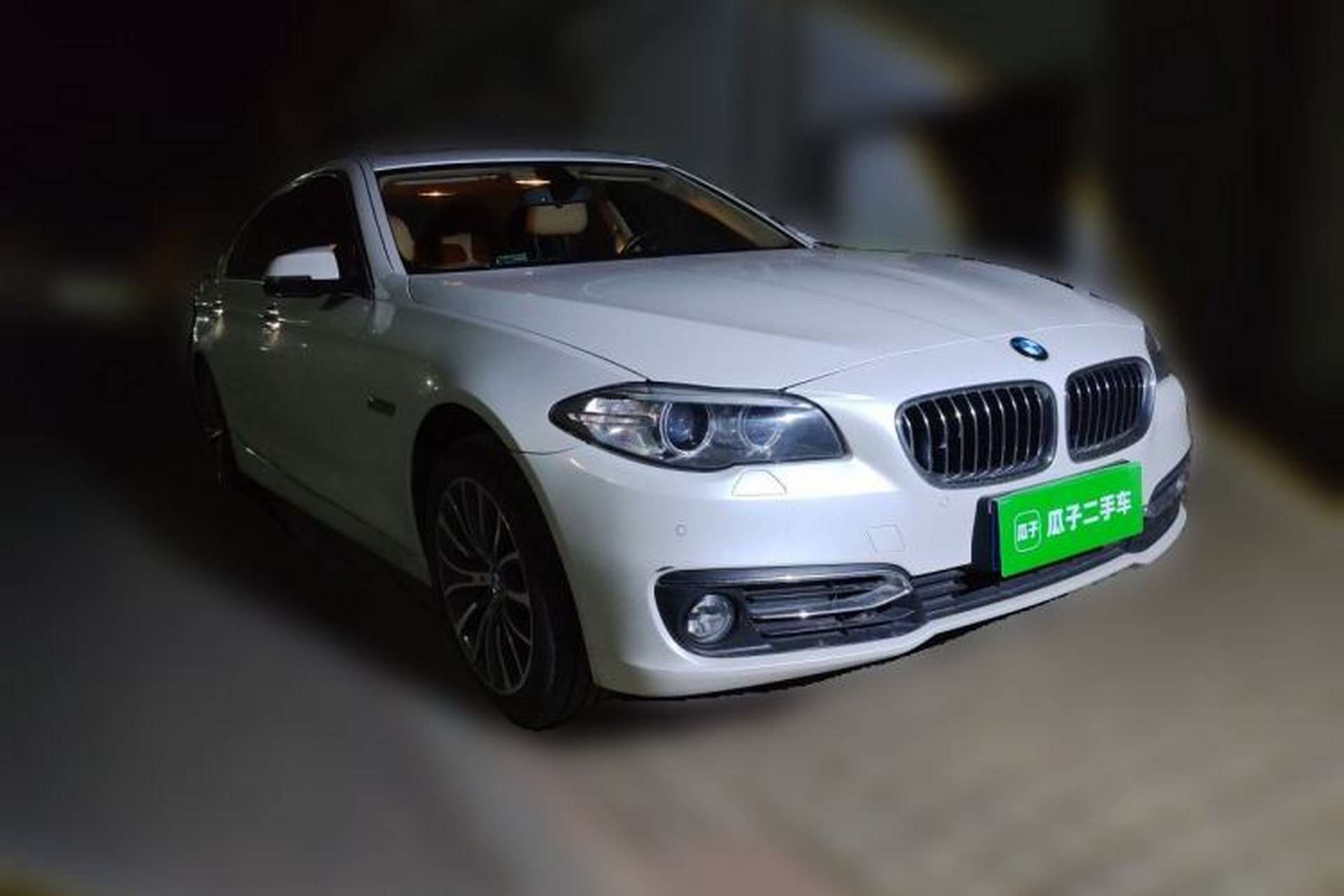 Used BMW 5 Series 2014 525Li Luxury Design Package Exterior 2