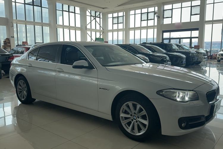 Used BMW 5 Series 2014 520Li Elegant Model Exterior 3