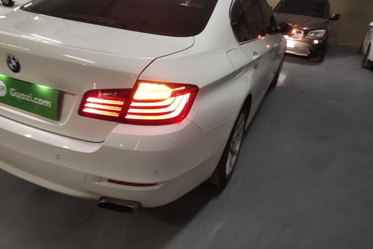 Used BMW 5 Series 2014 535Li Leading Model Exterior 3