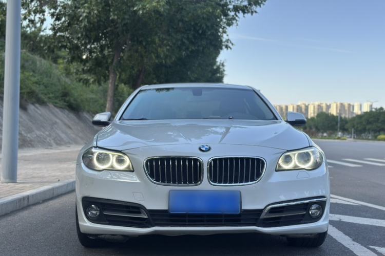 Used BMW 5 Series 2014 520Li Elegant Model Exterior 3