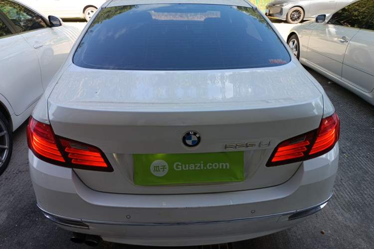 Used BMW 5 Series 2014 525Li Leading Model Exterior 4