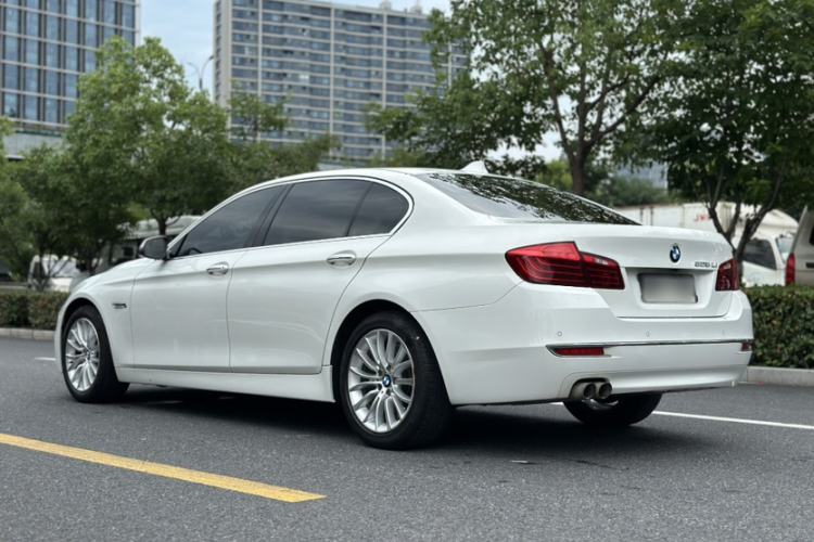 Used BMW 5 Series 2014 525Li Luxury Design Package Exterior 4