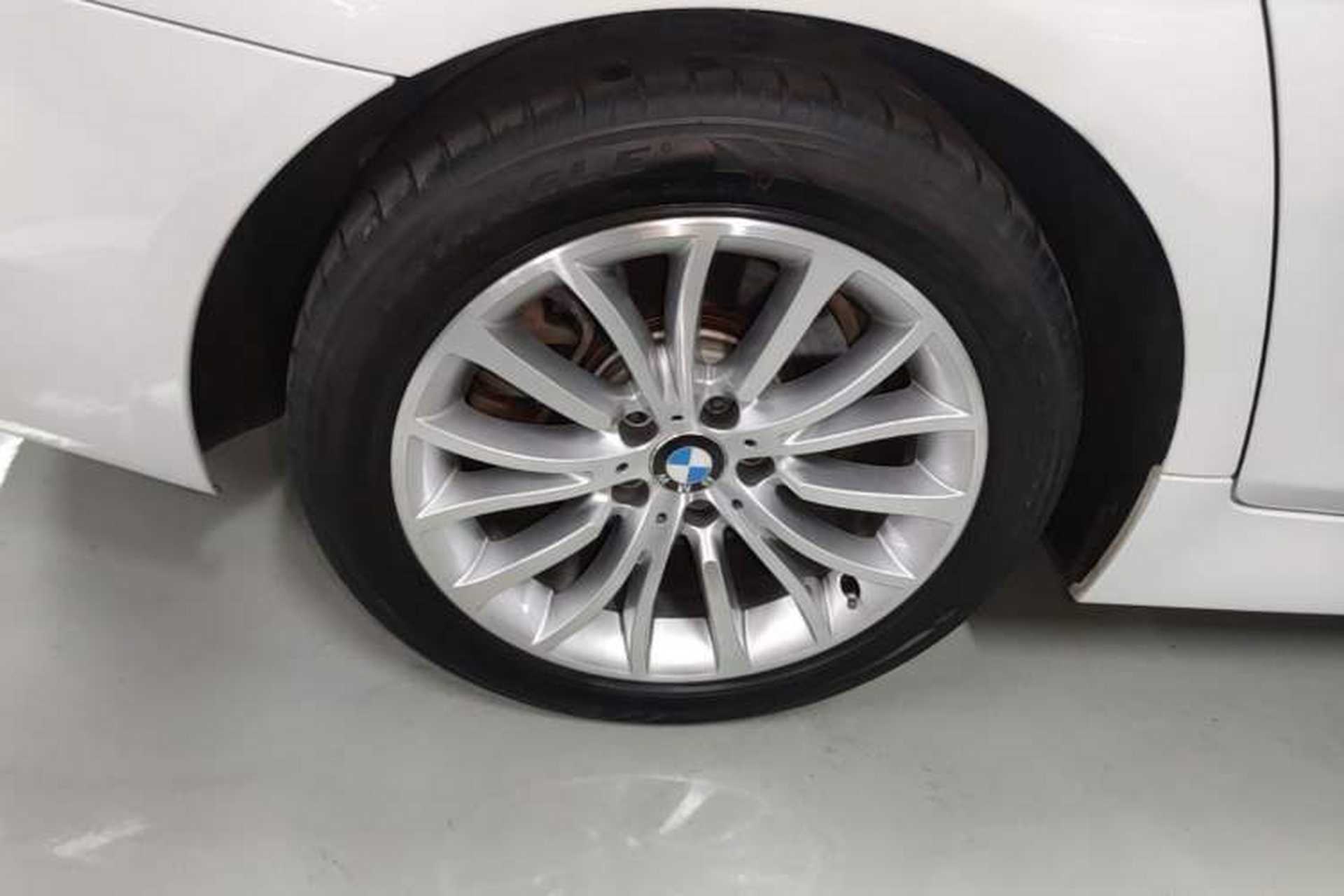 Used BMW 5 Series 2014 525Li Luxury Design Package Exterior 5