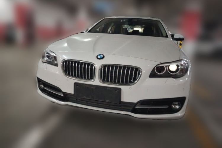 Used BMW 5 Series 2014 520i Elegant Edition Exterior 5