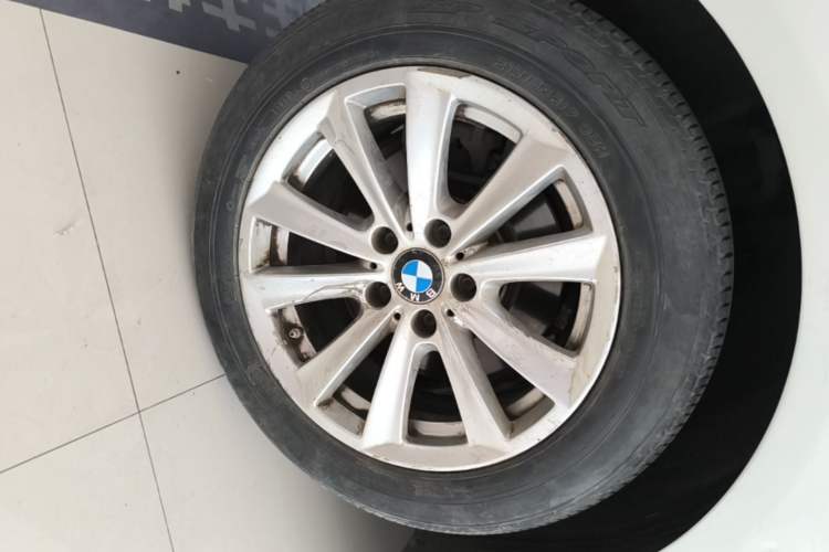 Used BMW 5 Series 2014 520Li Elegant Model Exterior 5