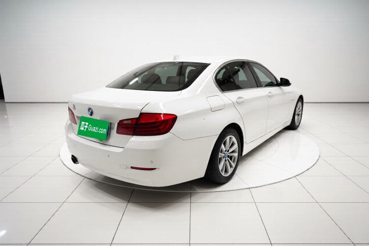 Used BMW 5 Series 2014 520i Elegant Edition Exterior 5