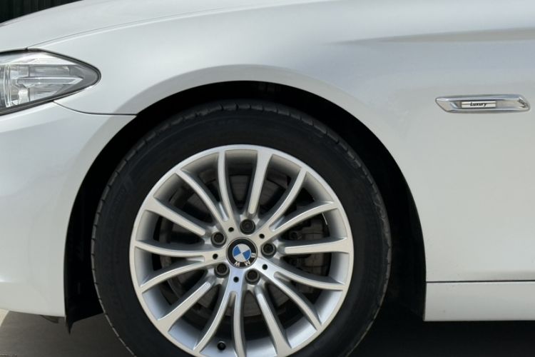 Used BMW 5 Series 2014 525Li Luxury Design Package Exterior 5