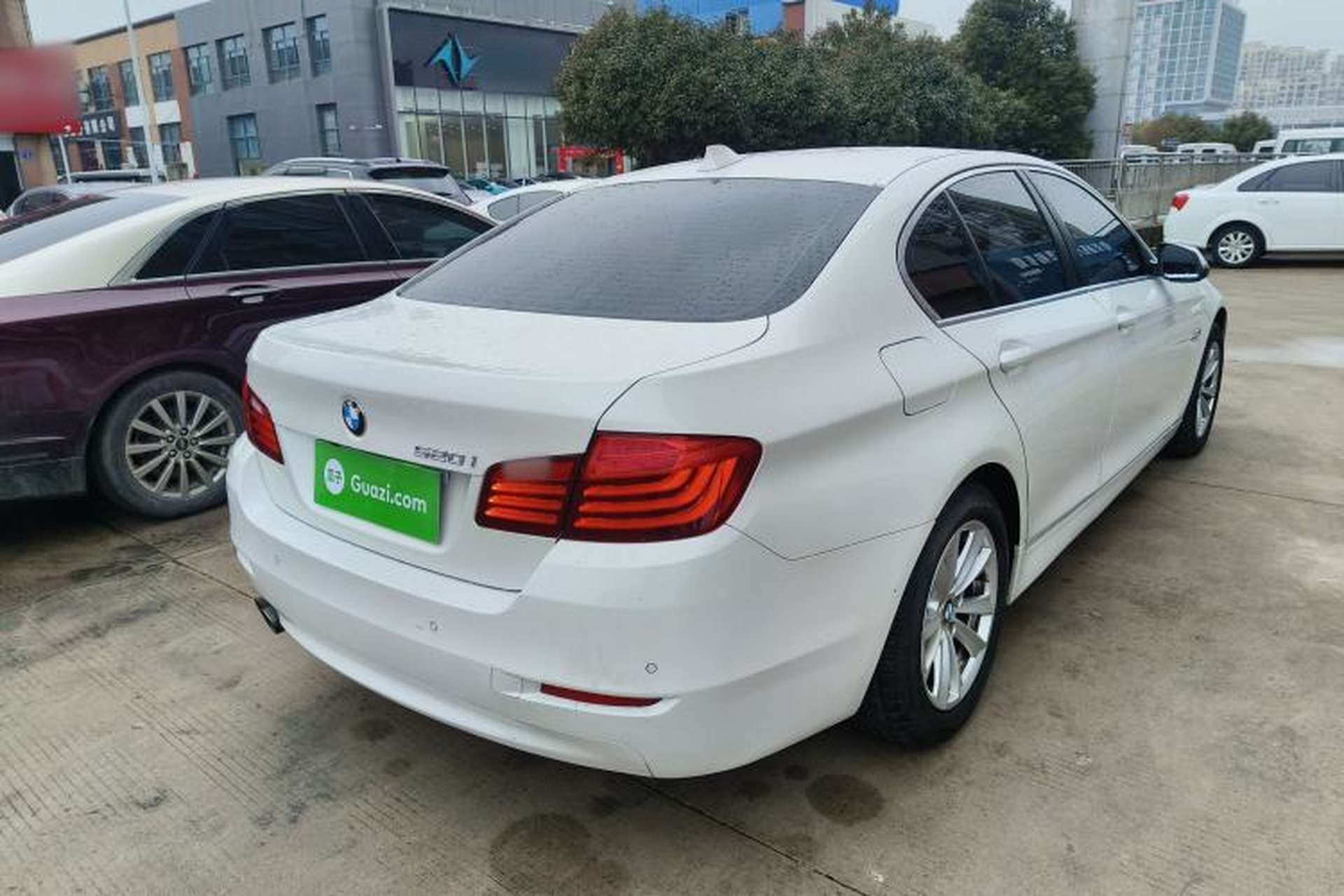 Used BMW 5 Series 2014 520i Elegant Edition Exterior 5
