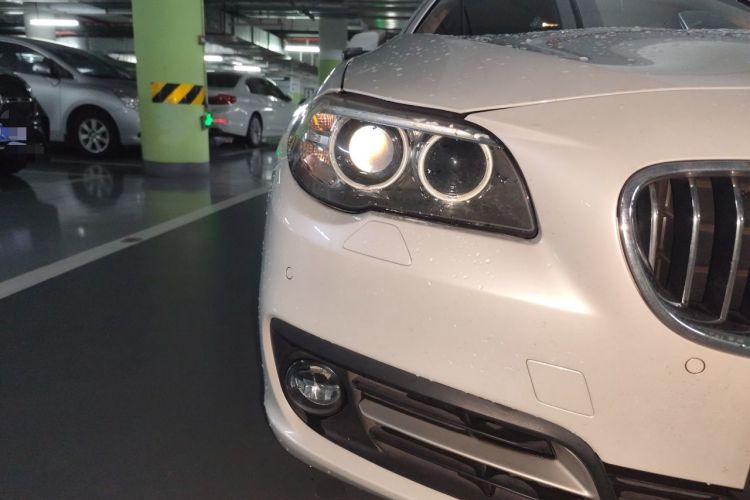 Used BMW 5 Series 2014 528Li Leading Model Exterior 6