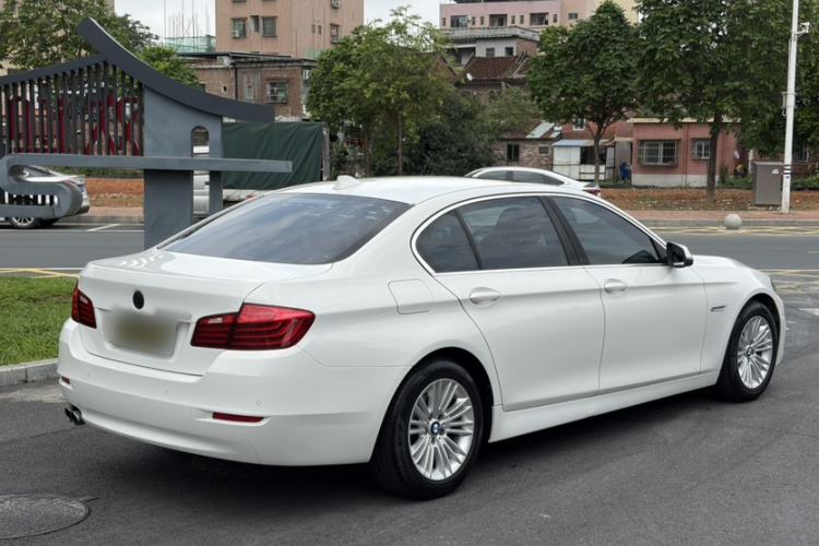 Used BMW 5 Series 2014 525Li Leading Model Exterior 6