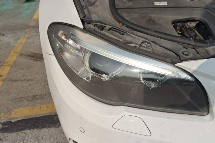 Used BMW 5 Series 2014 520Li Elegant Model Exterior 6