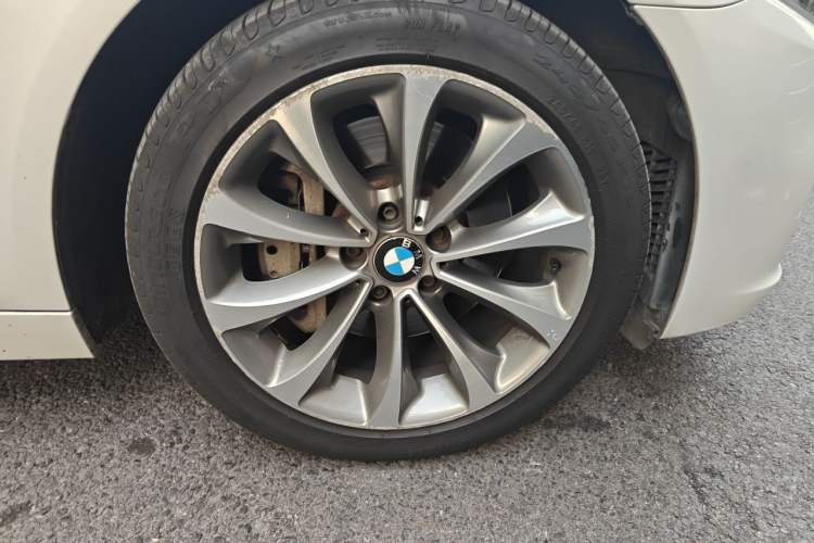 Used BMW 5 Series 2014 528Li Leading Model Exterior 7