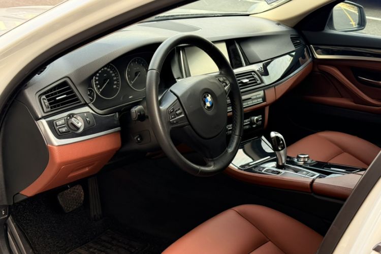 Used BMW 5 Series 2014 520Li Elegant Model Exterior 7
