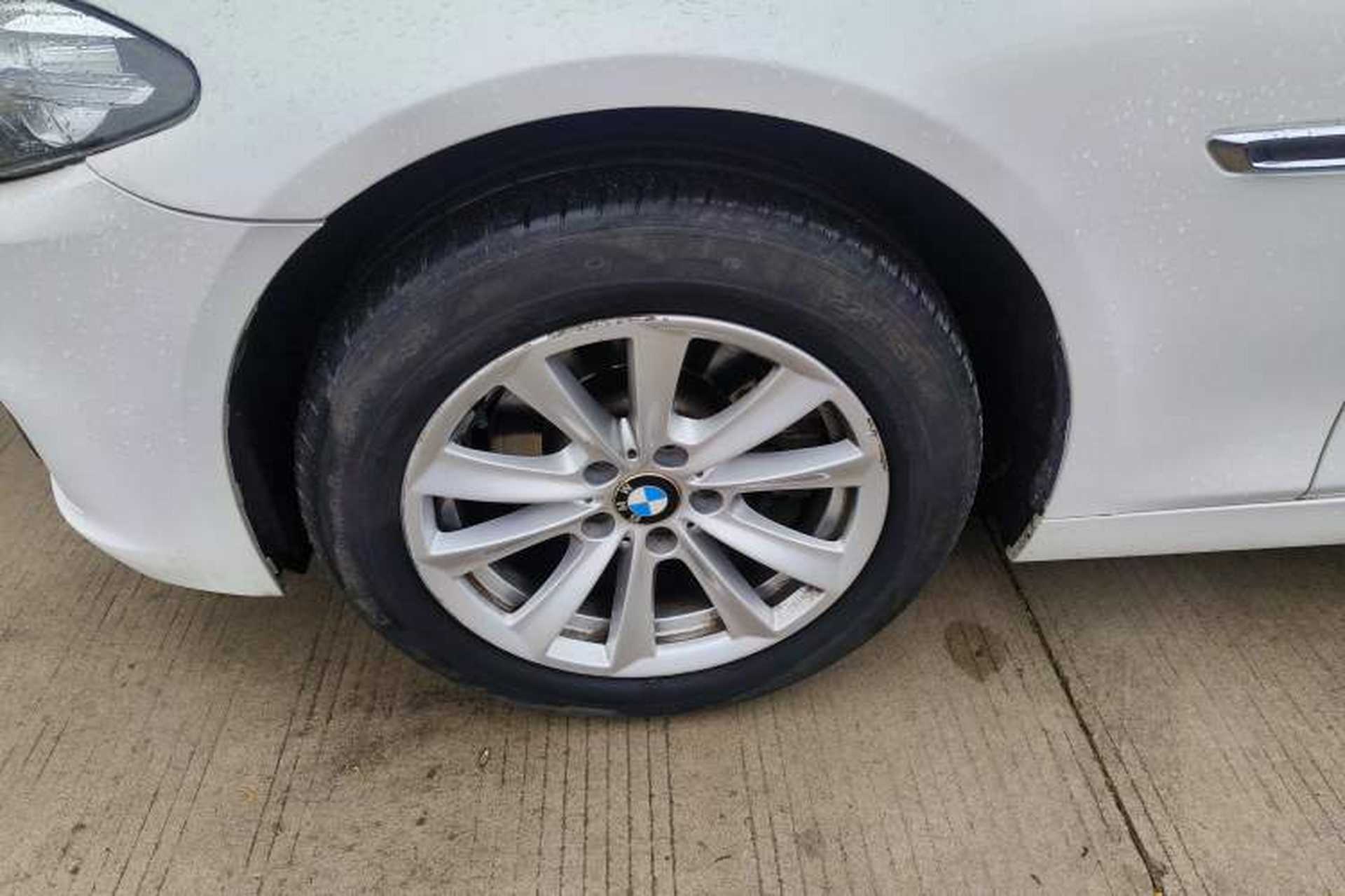 Used BMW 5 Series 2014 520i Elegant Edition Exterior 7