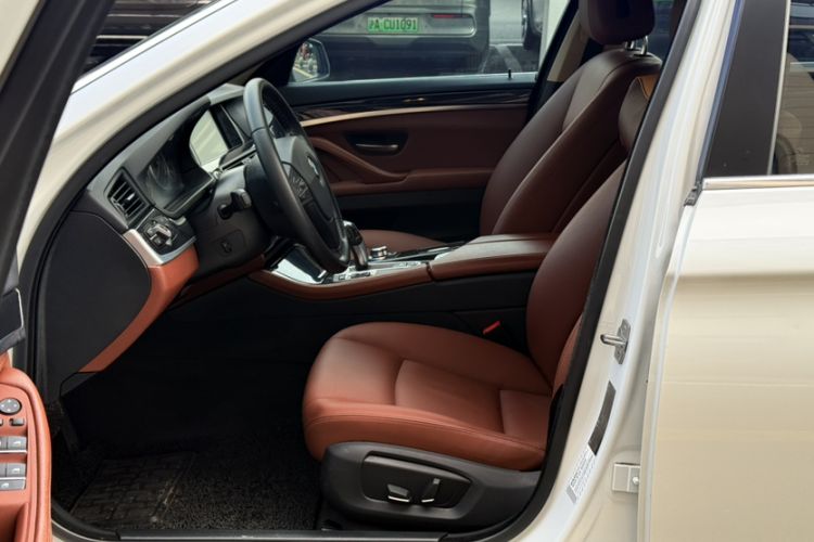 Used BMW 5 Series 2014 520Li Elegant Model Exterior 9