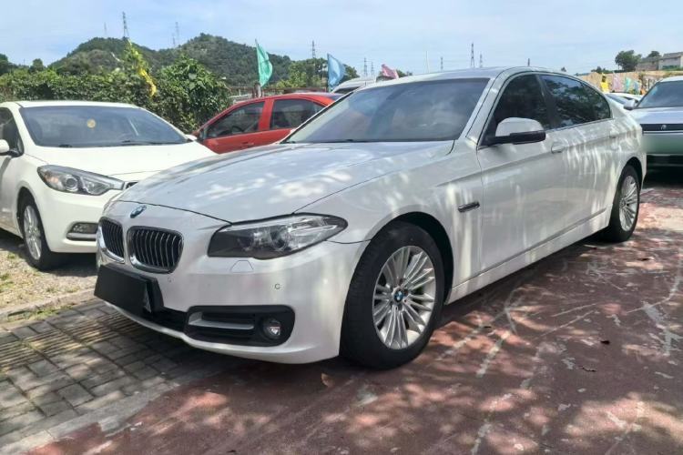 Used BMW 5 Series 2014 525Li Leading Model Guazi used car, China used car export, Used car for sale, Used BMW cars, Cheapest cars for sale